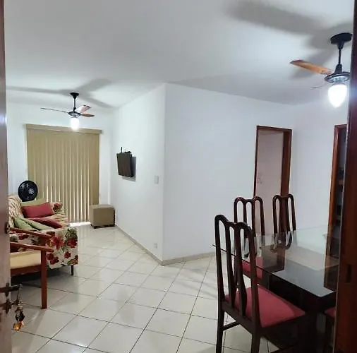 Praia Grande Ubatuba 100 metros da praia ótima localização